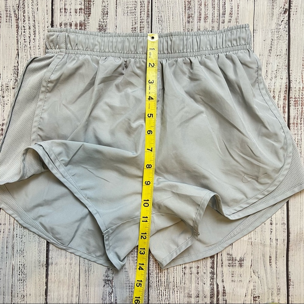 Nike Light Gray 3” Tempo Shorts. Size Small. - Picture 11 of 14